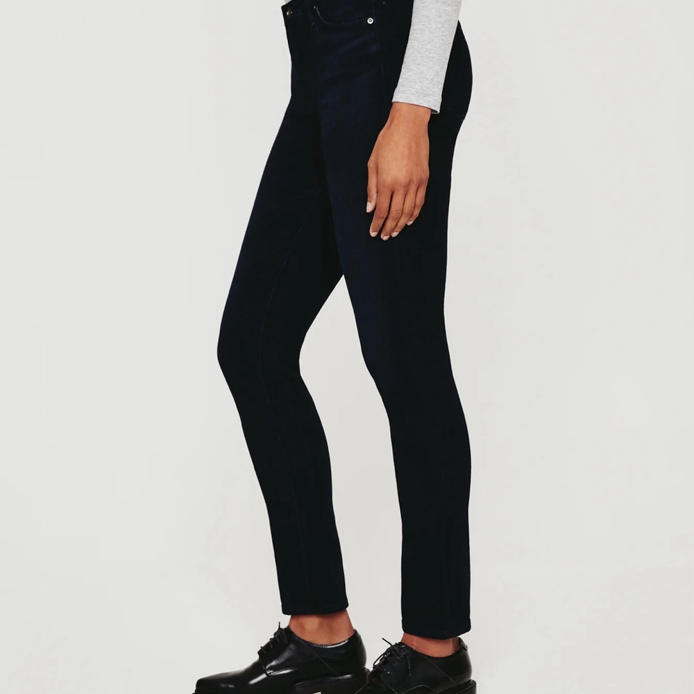Gently used Agolde Prima jeans in black.  Cigarette ankle cut in size 30R.
